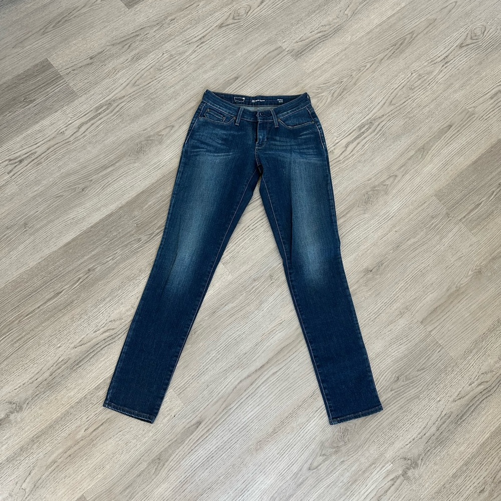 Women's Blue Jeans